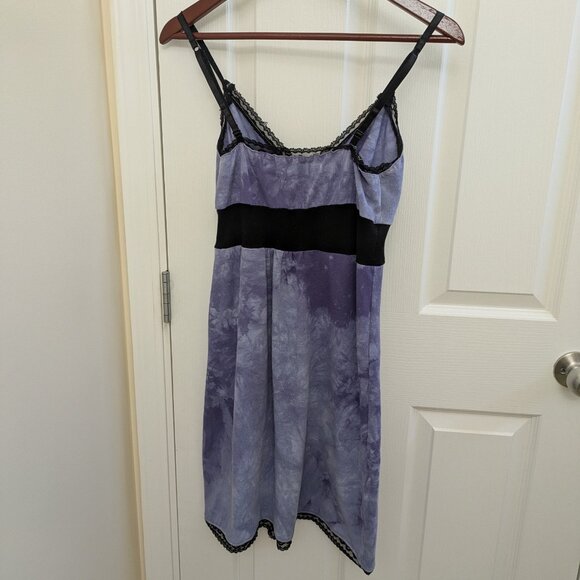 Custom Made Kitten Dress - Like New - Picture 4 of 4